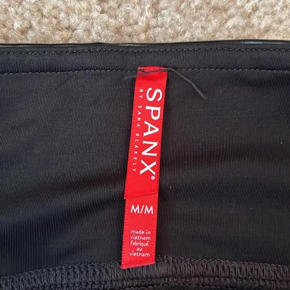 Spanx Patent Faux Leather Leggings - Picture 5 of 8